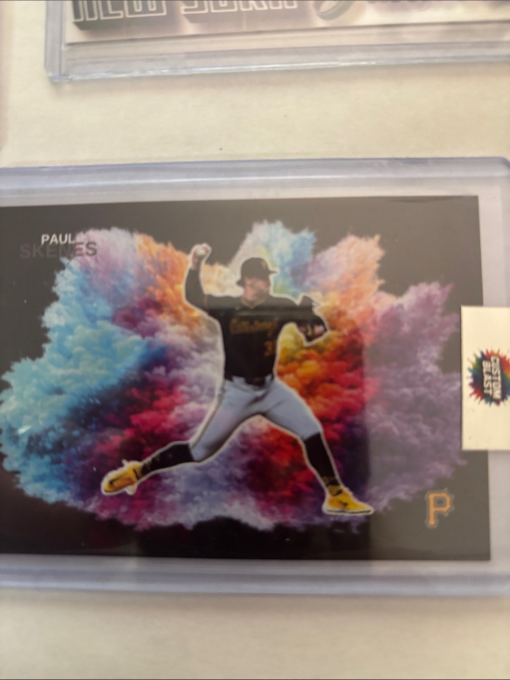 Baseball Card Collection - Assorted Players with Colorful Insert - Picture 5 of 6